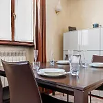 Ampia Casa Su Due Piani, A Pochi Minuti Dai Navigli E Metro Apartmán